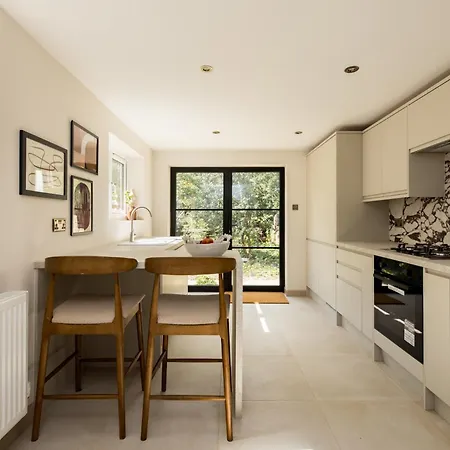 The Tyrwhitt Road Place - Lovely 2Bdr Flat With Garden London Exterior photo