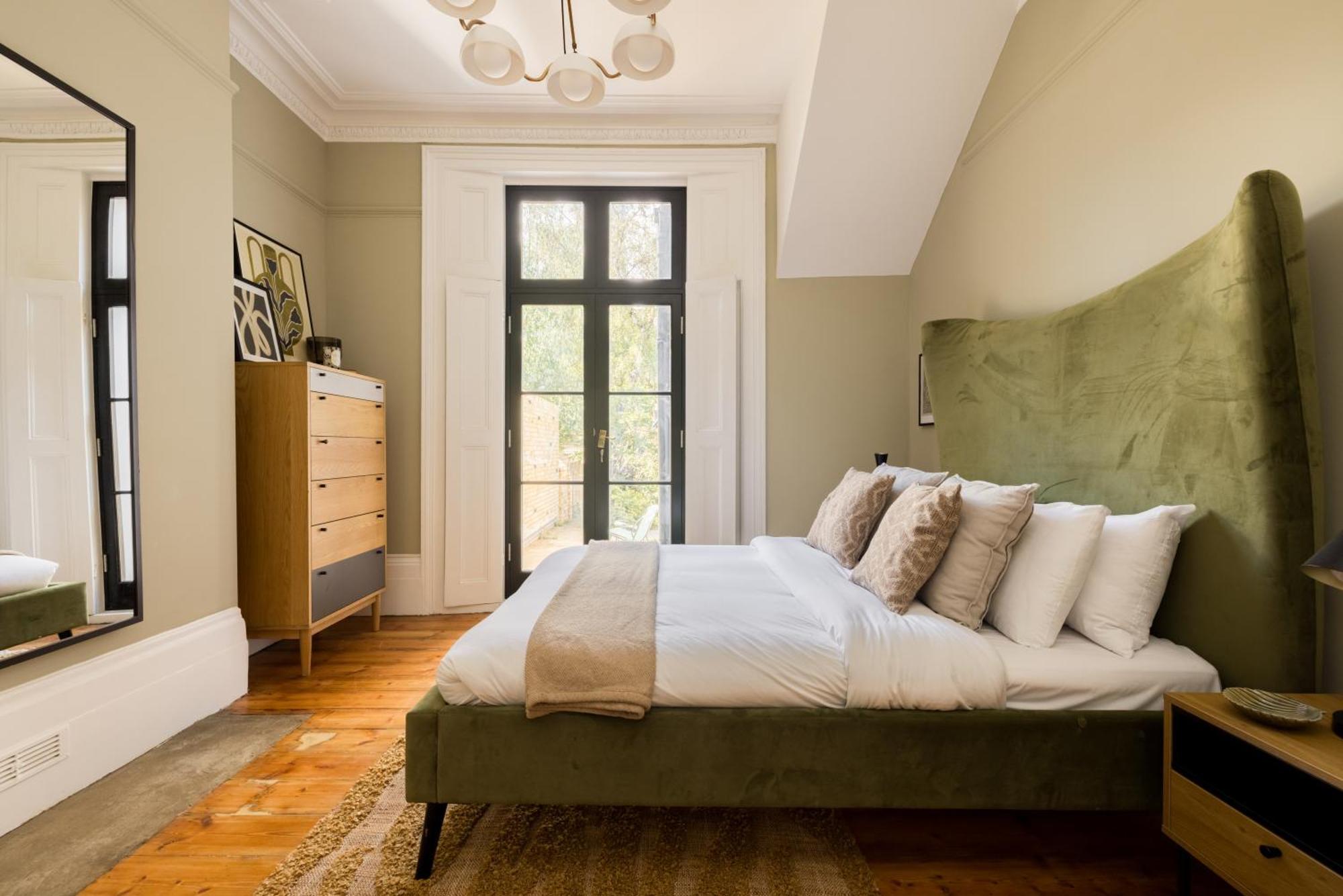 The Tyrwhitt Road Place - Lovely 2bdr Flat With Garden Appartement Londen